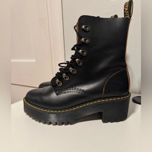 Dr. Martens Leona Boot. Black Women’s US size 8.